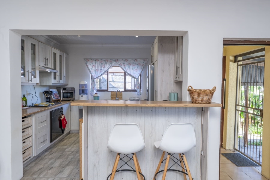 3 Bedroom Property for Sale in Protea Heights Western Cape